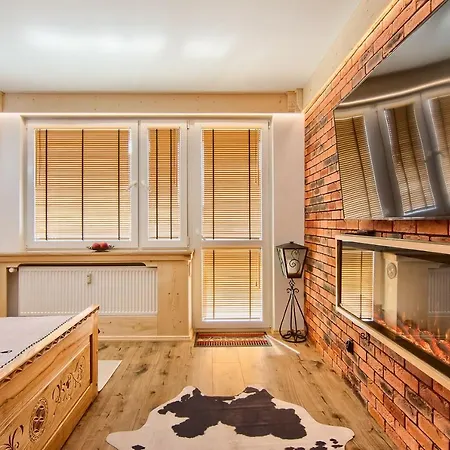 Apartament *